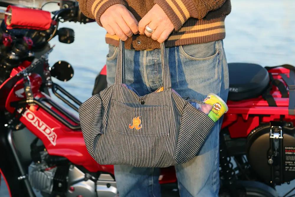 71 送100サ 1216*B02 JAM's COLD 裏ボア チャップス Lサイズ ブラック 中古品 : ジャムズゴールド (JAM\u0027S GOLD) 保冷シートバッグ